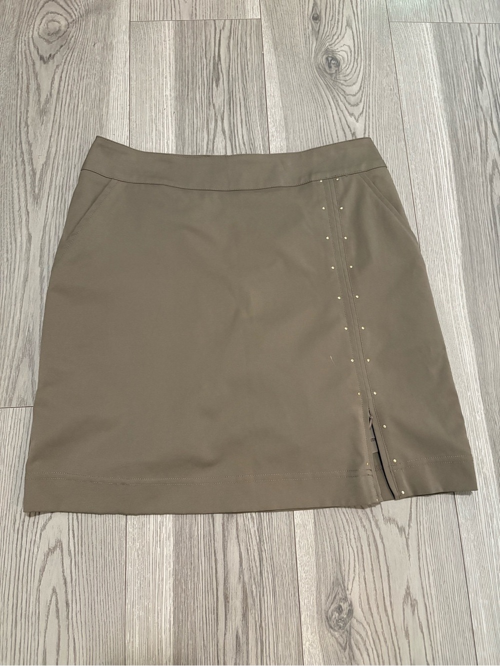 TAIL Women’s Golf Skort Size 4